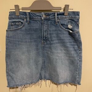 Old Navy Women's Size 6 Frayed Jean Skirt